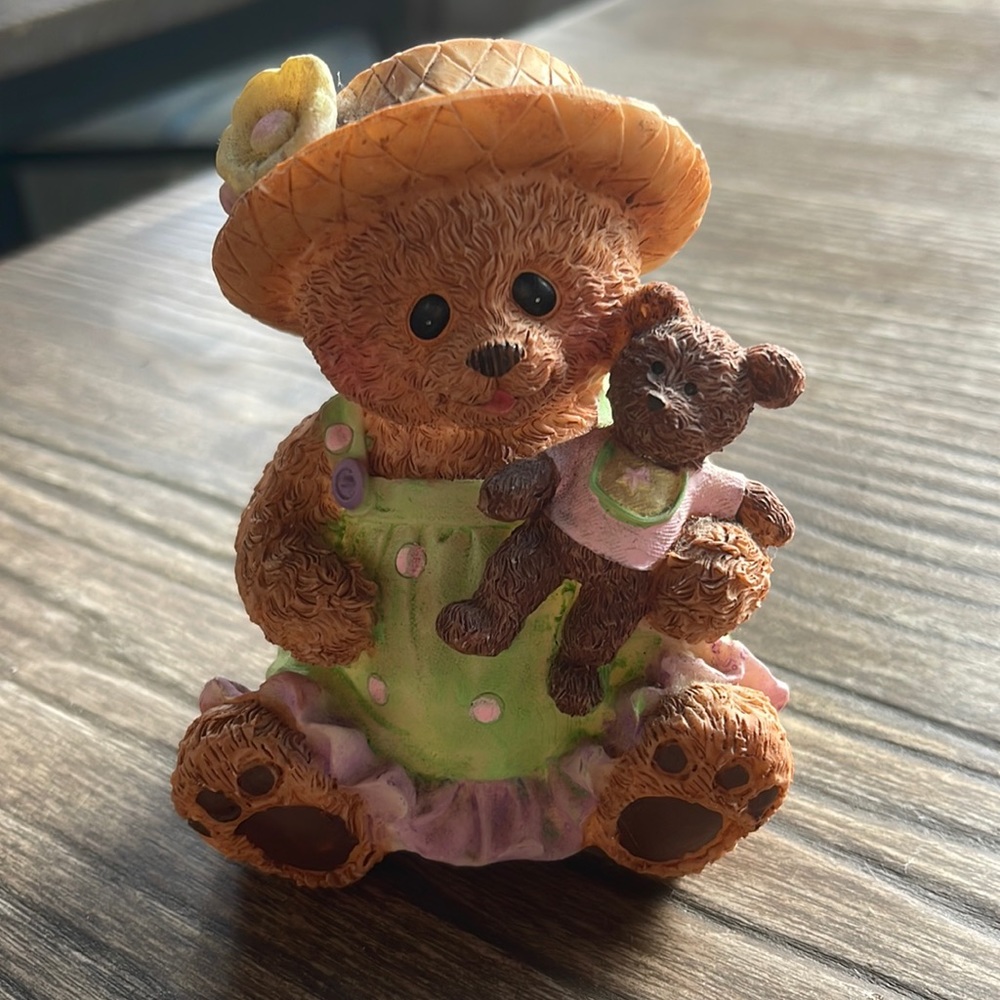 Ceramic bear collective item